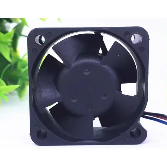 Delta EFB0412MD-F00 Lüfter – 40 mm | 12 V DC | 3-Pin | Server-Axiallüfter