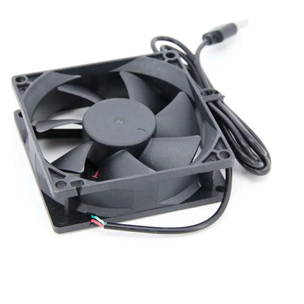 8025 USB Lüfter 80x80x25mm 5V 2200RPM Axiallüfter Kühlventilator Server Fan